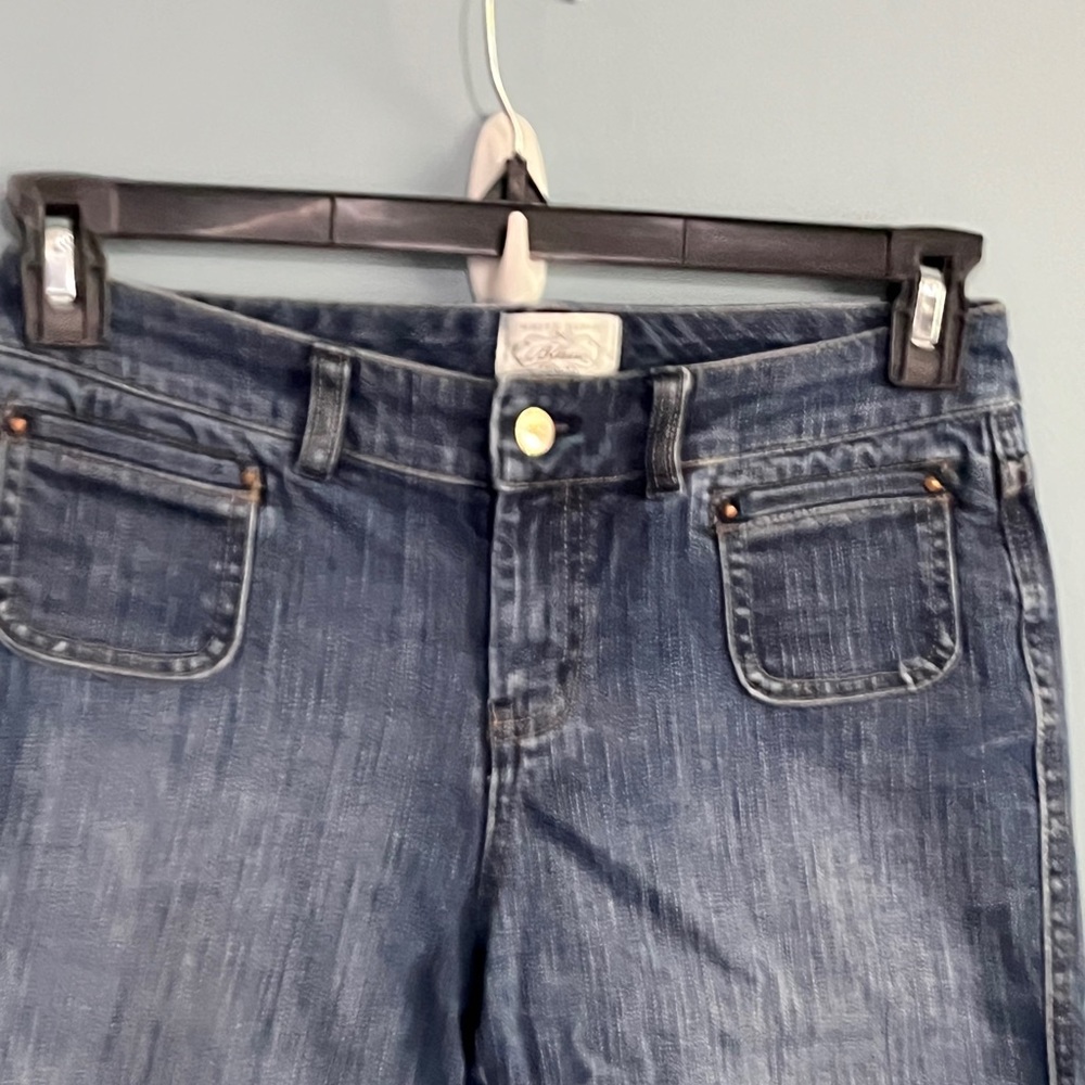 SELLING WHITE HOUSE BLACK MARKET JEAN SHORT SIZE SMALL CONDITION:USED - Picture 7 of 16